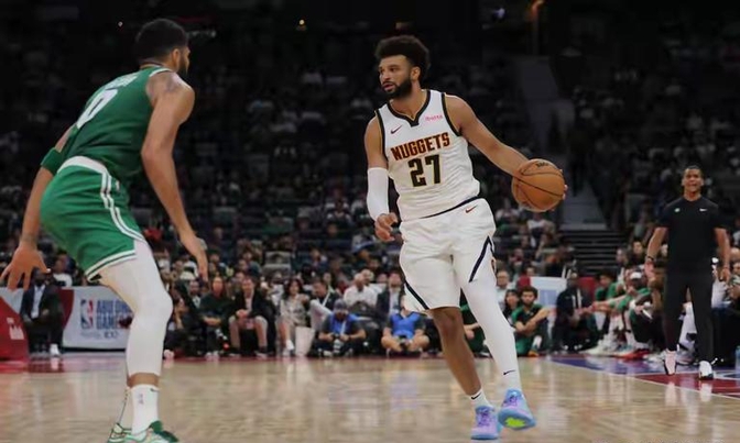 塔图姆连续十二场比赛得分超过败北，公牛挑战极限！的简单介绍